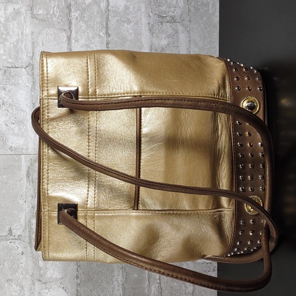 MC Matte Gold/Bronze Leather Bucket Bag - Picture 6 of 10